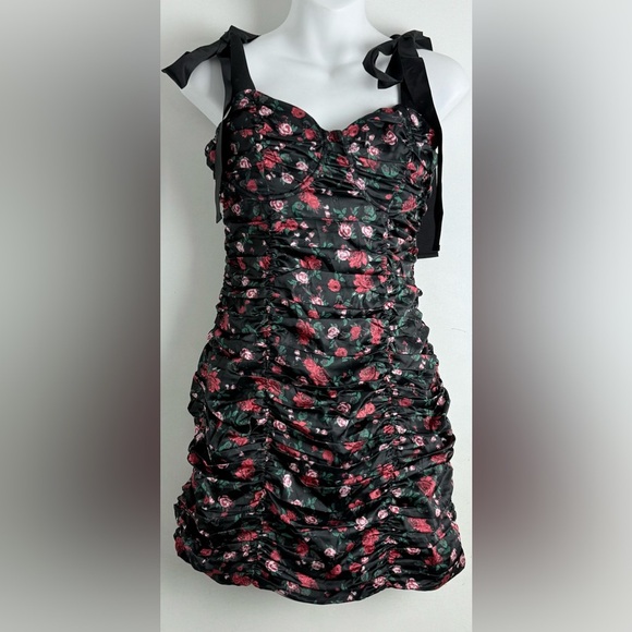 Pink and Red Bodycon Mini Dress - Picture 2 of 9